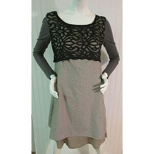 NEESH BY D.A.R. DRESS LACE OVERLAY & PEEK-A-BOO SLIP SIZE SMALL